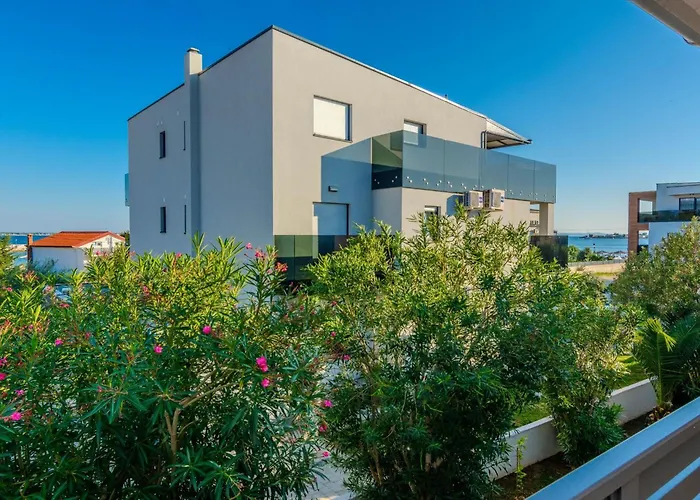 Markovic 4 By Interhome Appartement Vir