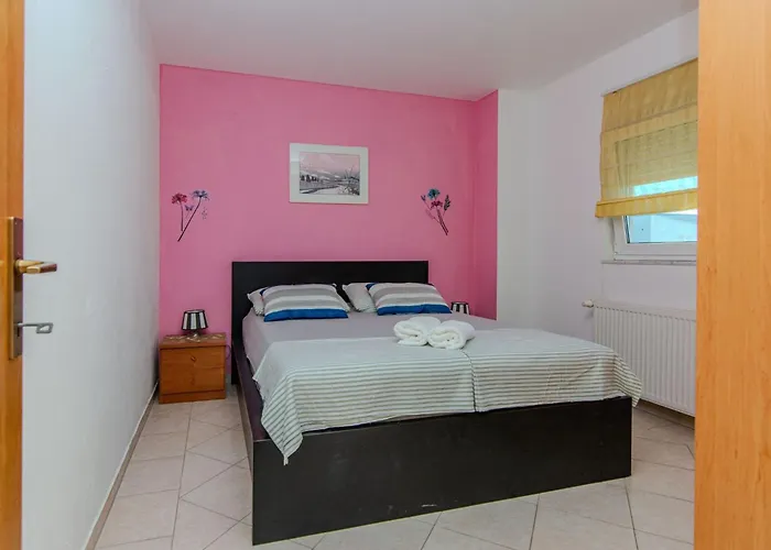 Markovic 4 By Interhome * Vir